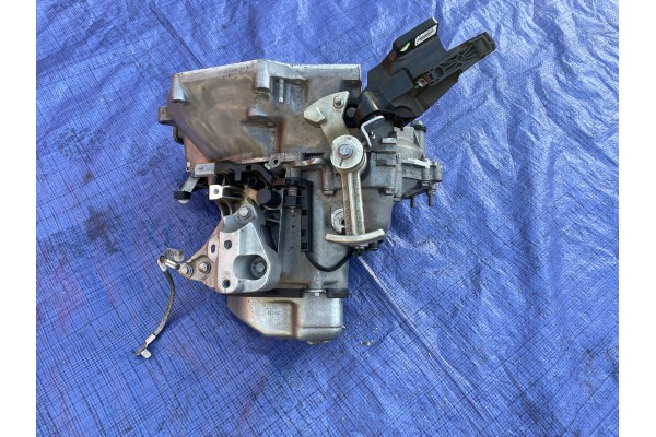 PEUGEOT 208 II GEARBOX 1 2 20A730 2022R Part manufacturer Peugeot OE
