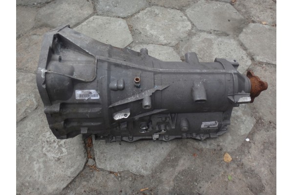 DAMAGED GEARBOX AUTOMATIC BMW F30 F31 F34 N55 Catalog number of the part 8601207 OEM