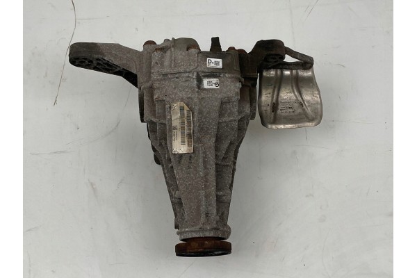 2016 Porsche Macan 95B Rear differential 95B525015E