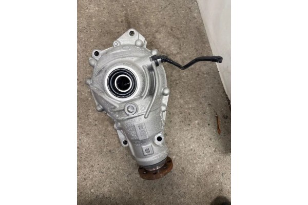 Front reducer BMW XM G09 364 4 4L hybrid 480kW 2025 Car type passenger cars