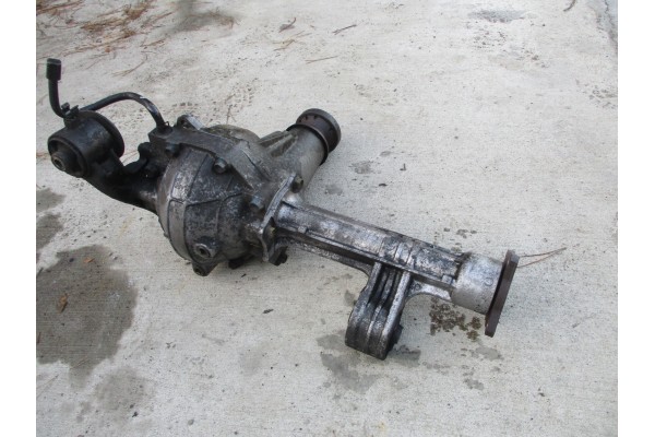 DIFFERENTIAL FRONT BRIDGE SUZUKI GRAND VITARA II 1 9 DDIS Part manufacturer Suzuki OE