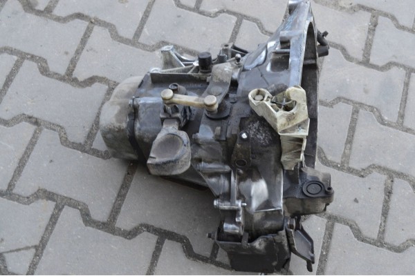 Transmission 20CQ86 PEUGEOT 207 1 4 16V Catalog number of the part 20CQ86