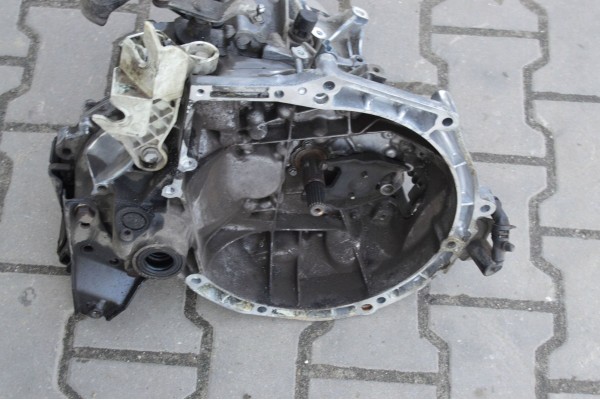 Transmission 20CQ86 PEUGEOT 207 1 4 16V Transmission type manual