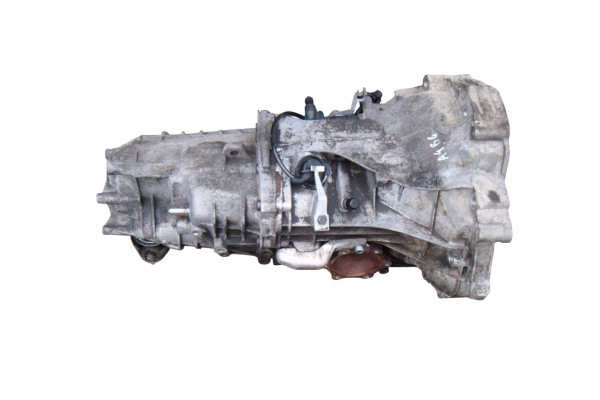 AUDI A4 B6 00 2 0 B GEARBOX GZN