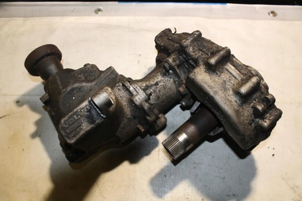 Front reducer VOLVO XC90 I 30651732 gasoline 200kW 2004