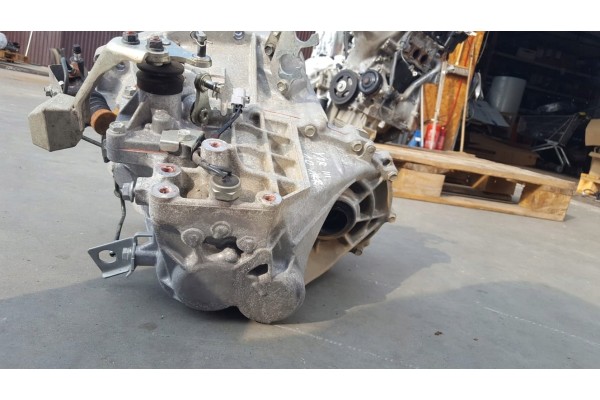 TOYOTA YARIS III 11 15R 1 0 VVTI MANUAL TRANSMISSION Transmission type manual
