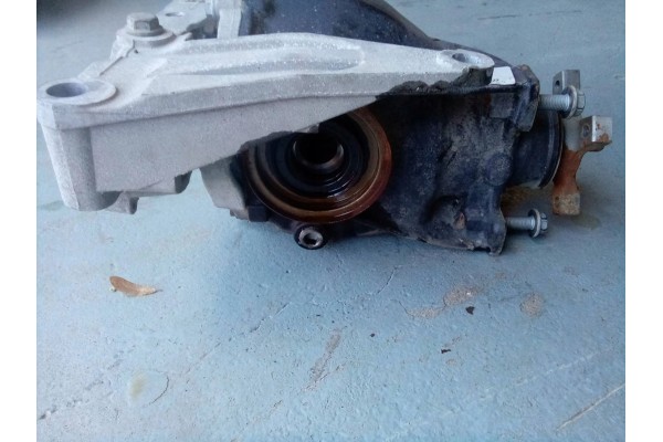 2023 Mercedes Benz Vito Viano W447 Rear differential A4473501314 Installation side multipurpose