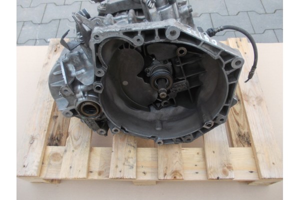 Transmission Opel Astra H Zafira B 1 9 CDTI M32 Packaging status replacement