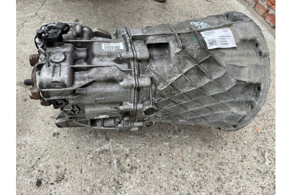 SPRINTER 906 06 GEARBOX 711680 A906260520000 Catalog number of the part 711680 A906260520000