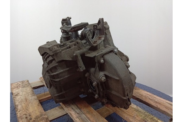 ASTRA III H 1 9 CDTI 100KM MANUAL TRANSMISSION 55186623 Transmission type manual