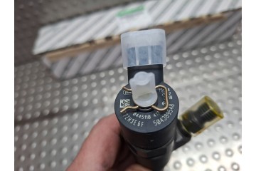 INJECTOR BOSCH 0445110418 504389548 FIAT DUCATO IVECO DAILY 2 3 MJET Car type passenger cars