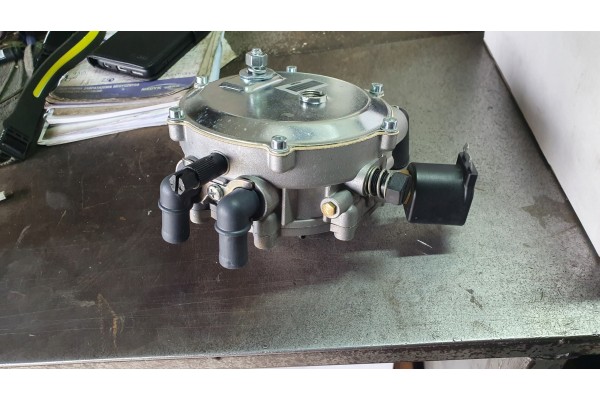 EVAPORATOR GAS REDUCER LPG TARTARINI G79SE NEW Catalog number of the part 8950984