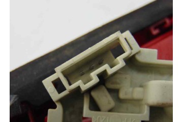 8T0945094 PILOTO TRASERO DERECHO INTERIOR AUDI A5 COUPE (8T) 2.7 TDI 2010 8T0945094 182857 AUDI - 2