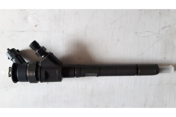 BOSCH 0 445 110 311 Injection nozzle Car type cargo vans passenger cars