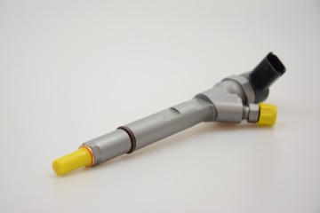 Inyector Bosch 0 445 110 059 para Jeep Cherokee