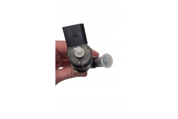 New Bosch 0445110818 BMW 13538579234 injector Part manufacturer Bosch