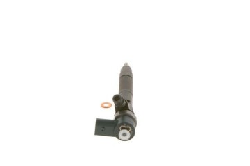 INJECTION NOZZLE 0 445 110 011 BOSCH MERCEDES Packaging status original