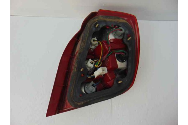  PILOTO TRASERO IZQUIERDO DAEWOO NUBIRA BERLINA CDX 2003 188112 DAEWOO - 1