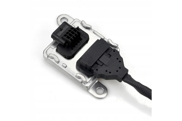 SENSOR NOX A0009058111 MERCEDES warranty we choose under VIN Catalog number of the part A0009058111