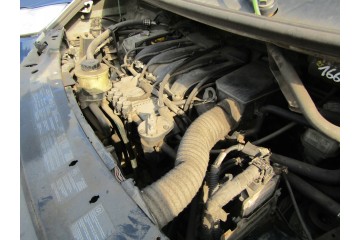 RENAULT ESPACE 3 III PETROL ENGINE COMPLETE 2 0 16V 139KM F4R 700 Part manufacturer Renault OE
