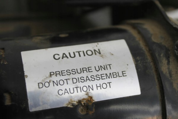 LAND ROVER RANGE ROVER SPORT L320 COA012747 SUSPENSION COMPRESSOR Catalog number of the original COA012747