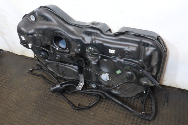 TANK FUEL TANK LEXUS RX V 2 5 350H HYBRID PRESTIGE Version European