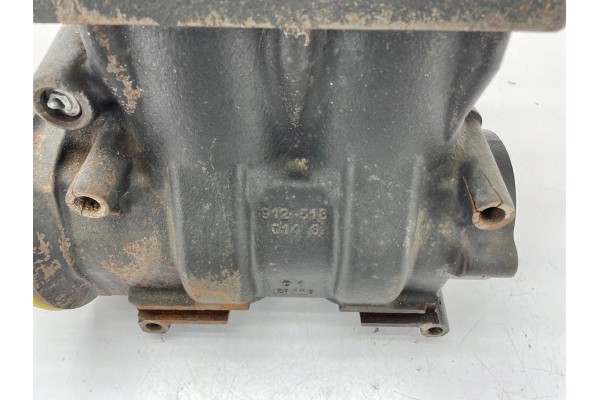 Compresor de aire DAF 106 con tapa dañada 1883118