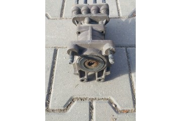 RENAULT PREMIUM DXI BRAKE PEDAL MAIN VALVE Catalog number of the part 5010633321 K001894