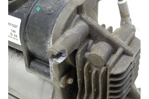 LAND ROVER DISCOVERY III DR12011227 12011227 SUSPENSION COMPRESSOR Product weight with unit packaging 2 kg