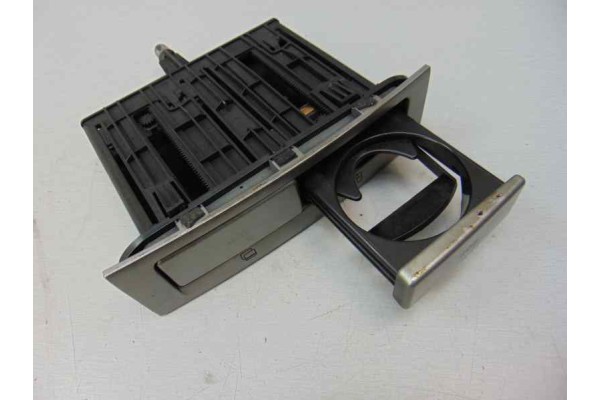 TARJETERO  CENICERO ALFA ROMEO GT (125) 1.9 JTD 16V 150/ Progression 2006 TARJETERO 185429 ALFA ROMEO - 1