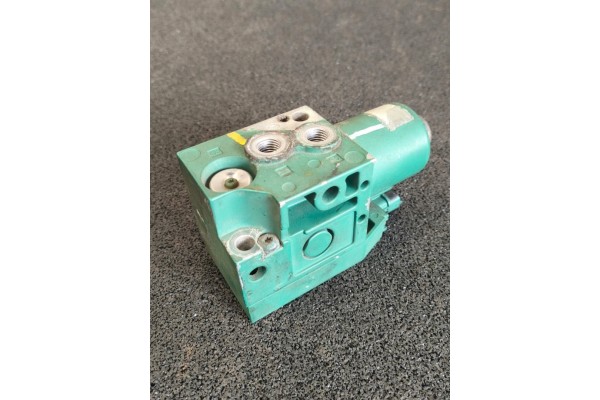 Motor Brake Solenoid Valve D7 FM 8900 B7R DEUTZ RVI 21384063 Car type buses trucks