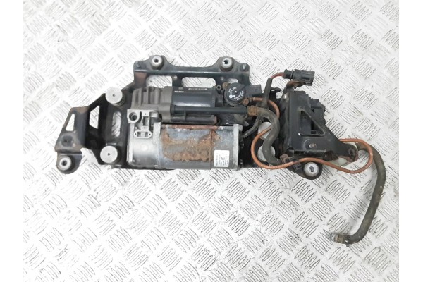 Suspension compressor AUDI A8 4H_ 4H0616005C 4 0L gasoline 309kW 2013