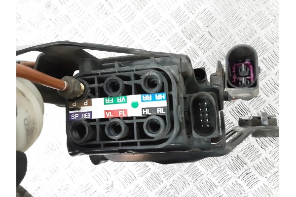 Suspension compressor AUDI A8 4H_ 4H0616005C 4 0L gasoline 309kW 2013 Catalog number of the part 4H0616005C