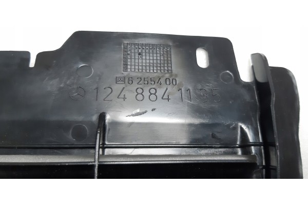 MERCEDES W124 OIL COOLER COVER WHEEL ARCH Quality of parts according to GVO O original with manufacturer s logo OE