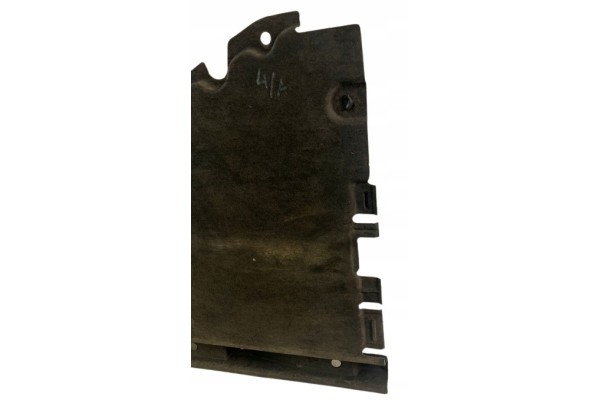 Audi OE 4G0825208E cubierta de chasis