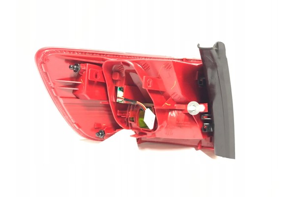 AUDI A6 C6 04 08 COMBI OUTSIDE REAR LAMP RIGHT Version European