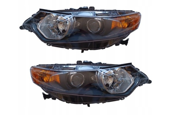 SET OF HEADLIGHTS HONDA ACCORD CU2 2008 2011