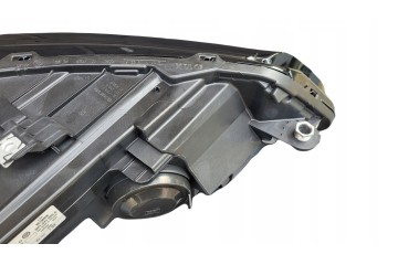 LED headlight LEFT FRONT VW Volkswagen Golf VIII 8 OE 5H1941005C NEW Additional information adjustment motors included bulbs inc