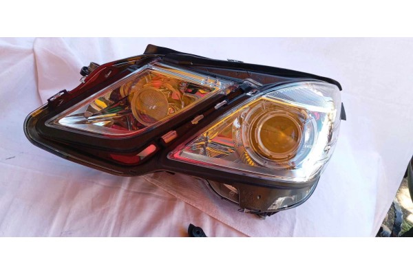 Hella headlight 1ZT 011 705 111 MERCEDES E CLASS W212 01 09 01 13