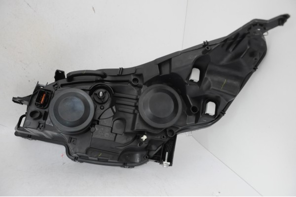 Headlight Right PEUGEOT 508 2010 2014 H7 H7 Catalog number of the original 6206W3 9678393080