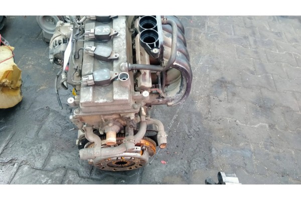 Nissan Micra K12 1 2B 59KW 80HP engine complete CR12 Car type passenger cars