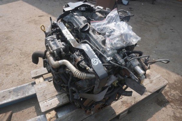 TOYOTA AVENSIS T27 ENGINE ADT270 2 0D4D 2 0DIESEL 1AD FTV 190000R120 Part manufacturer Toyota OE