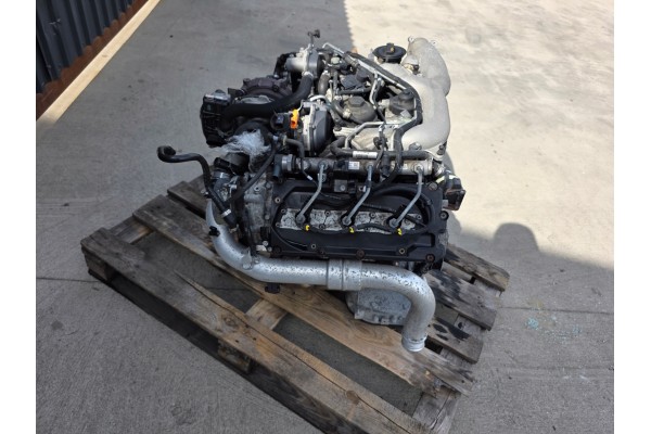 COMPLETE ENGINE AUDI A4 B8 A5 8T Q5 8R ETC 3 0 TDI CCW CCWA 124101KM 3 Part manufacturer Audi OE