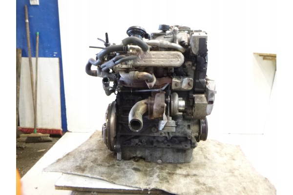 Engine VW Golf IV 1 9 TDI AXR 1999r COMPLETE Engine type diesel