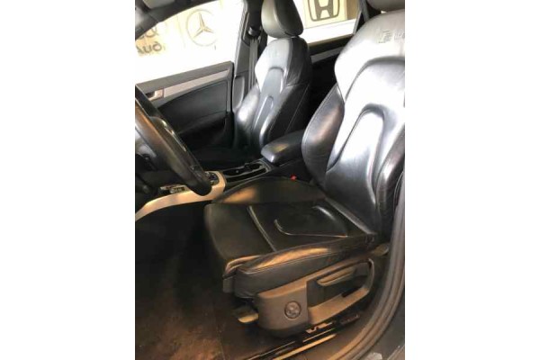 AUDI A4 AVANT (8K5) Básico Quattro