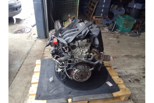 RENAULT LAGUNA II 1 8 COMPLETE ENGINE f4p770 Catalog number of the part RENAULT LAGUNAII1 8 SILNIK KOMPLETNY f4p770