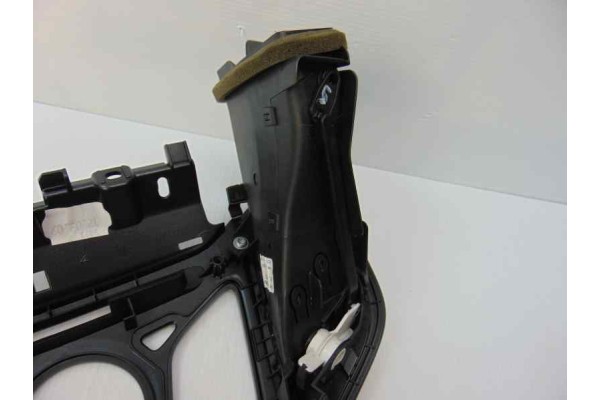 8A61-18A802-AG REJILLA AIREADORA FORD FIESTA (CB1) Ambiente 2009 8A61-18A802-AG 188308 FORD - 6