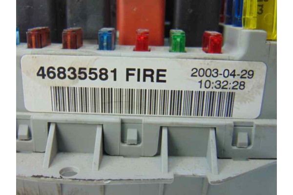 46835581  CAJA RELES / FUSIBLES FIAT II PUNTO (188) BERLINA 1.2 Classic Natural Power 2004 46835581 188321 FIAT - 2