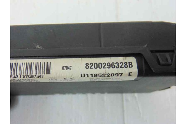 8200296328B  MODULO ELECTRONICO DACIA LOGAN 1 Básico 2007 8200296328B 188408 DACIA - 1