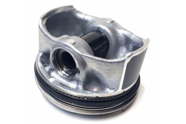 KPL 4x PISTONS AUDI A3 8P A4 B8 GOLF 6 PASSAT B7 1 8 06H107065DL B19151 Product weight with unit packaging 4 kg